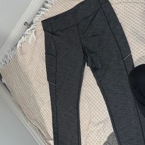 LuLuLemon! Size 12 Only worn a couple of times